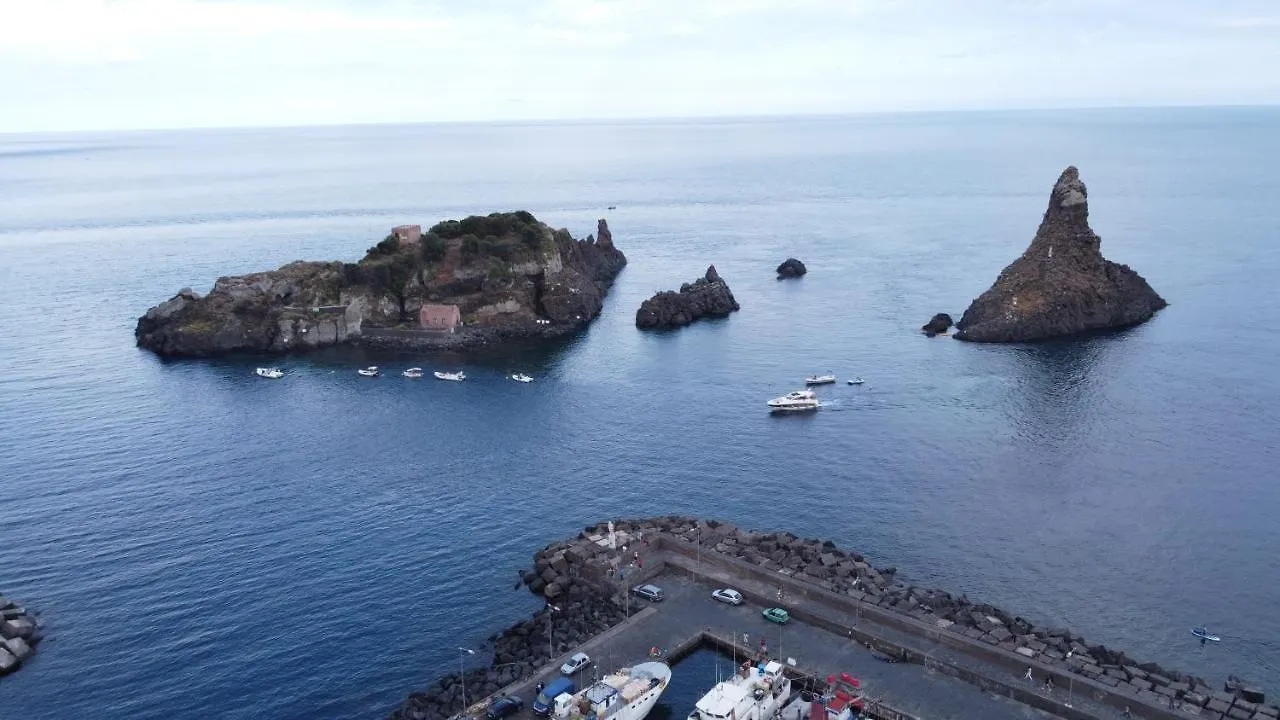 Apartament L'Isola E I Faraglioni House Aci Trezza